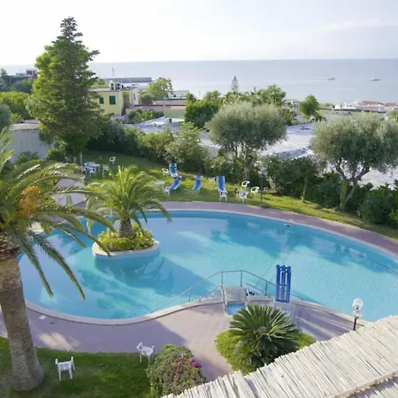 Iodio - Cozy With Pool Apartment *